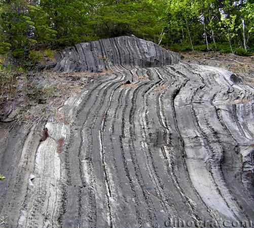 Steep Rock Lake 22 cc